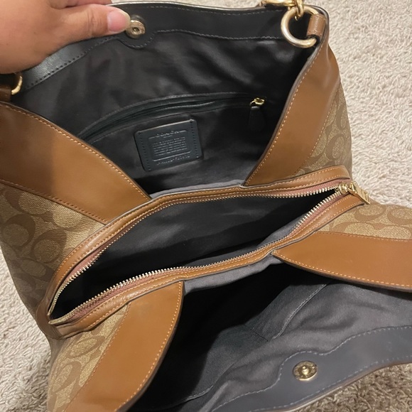 Coach shoulder bag - Picture 6 of 8